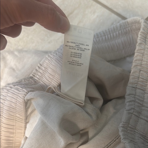 Aritzia Wilfred Linen Mix Pant in natural beige, size S - Picture 16 of 16